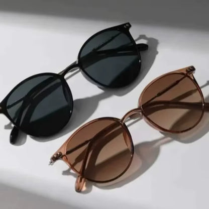 2-Piece Set of Vintage Cat Eye Sunglasses for Women and Men - Stylish Narrow Eyewear
